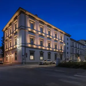 **** Hotell Ariele Italien